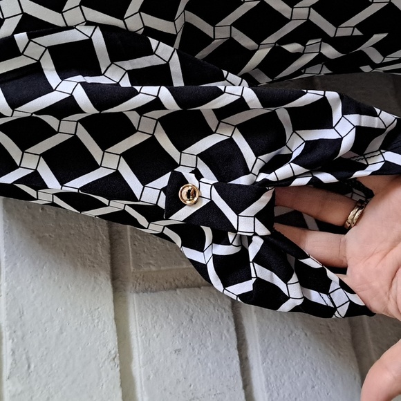 Per Seption Concept Black/White  Business Casual Blouse. Size Small NWT - Picture 4 of 9